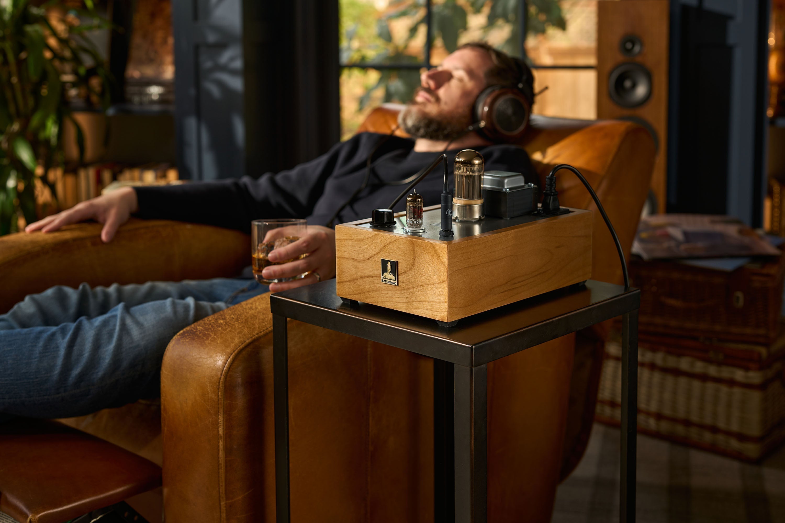 What Is a Headphone Amplifier? A Practical Guide for Music Lovers - Bottlehead